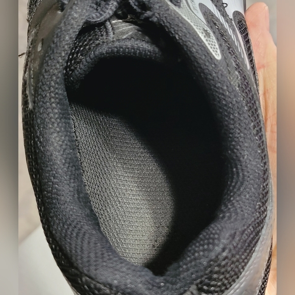 Mizuno Women's Wave Cyclone 2 Volleyball Shoe Black/silver Size 9 - Picture 2 of 14